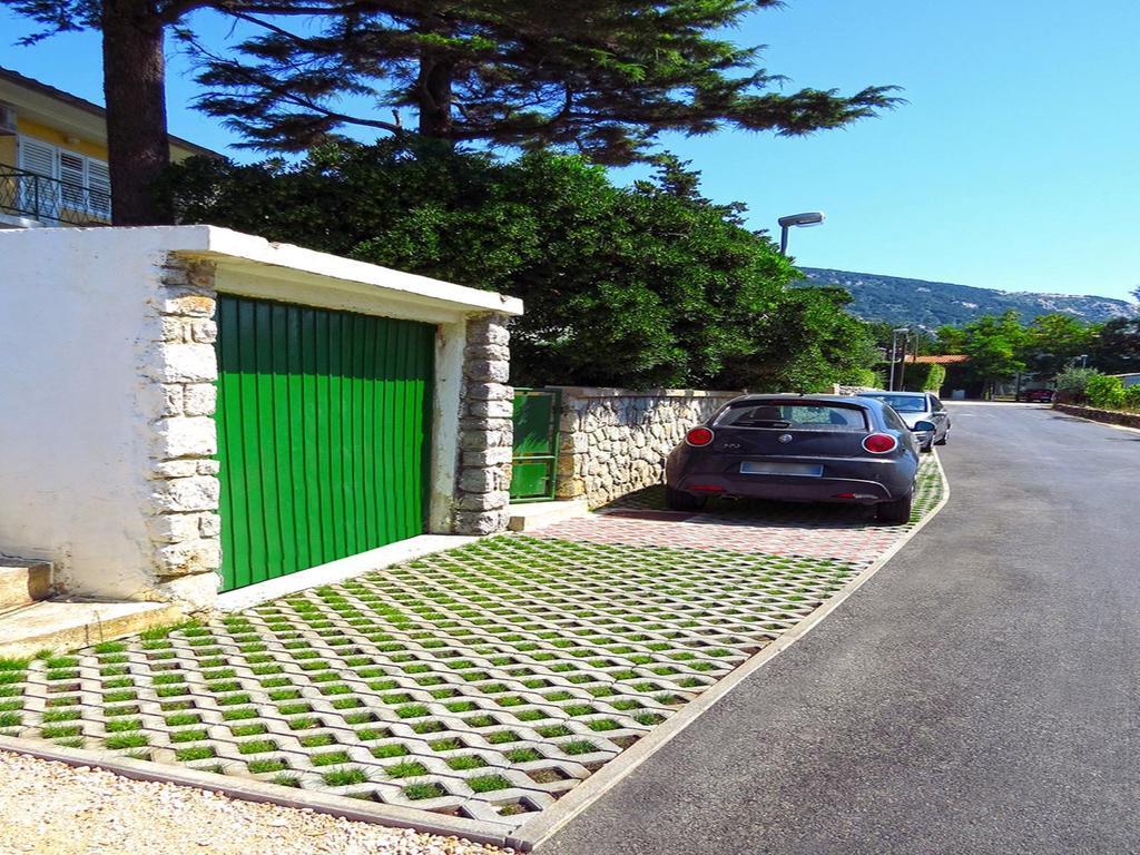 Apartments Tomasic Baska  Exterior photo