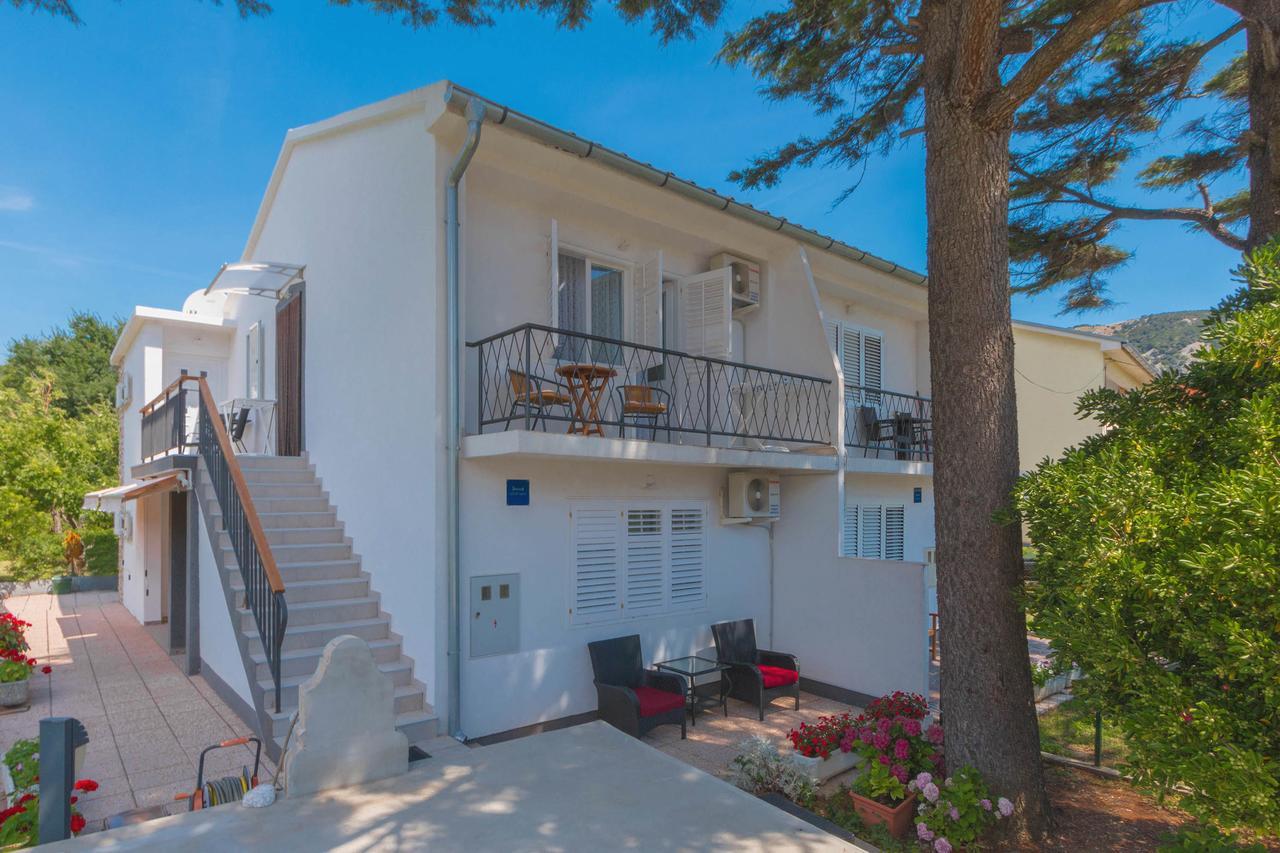 Apartments Tomasic Baska  Exterior photo